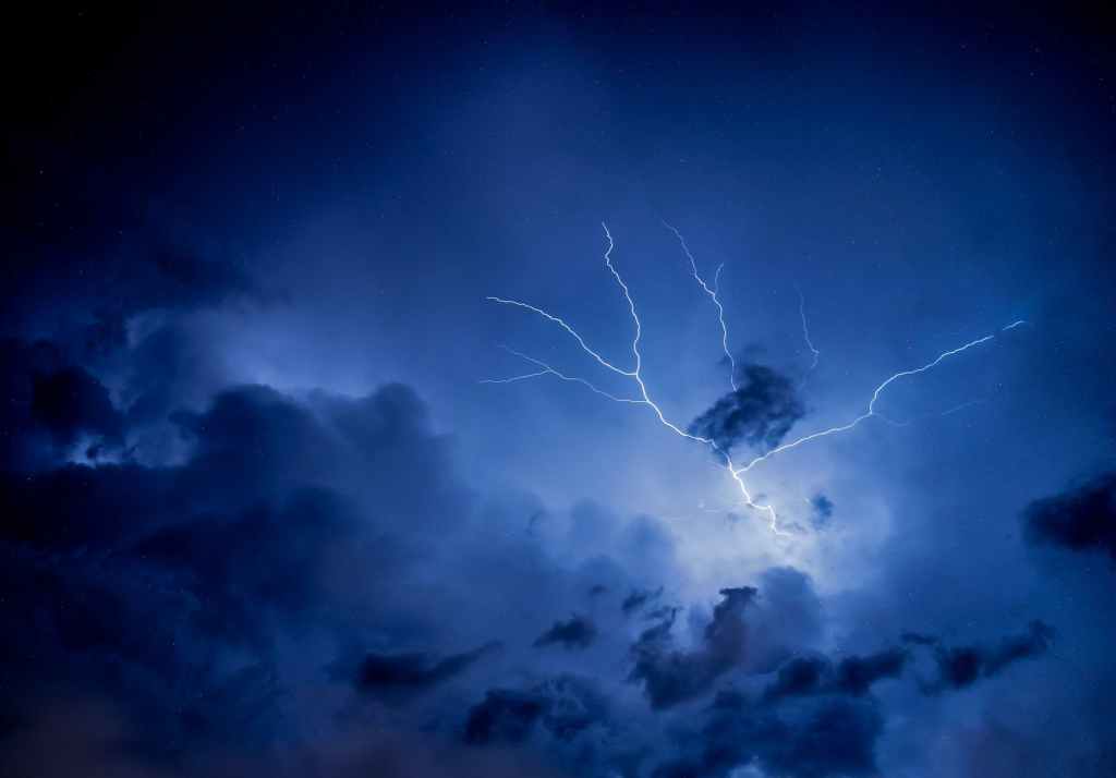 Spirit Chronicles: Light&nbsp;Everywhere